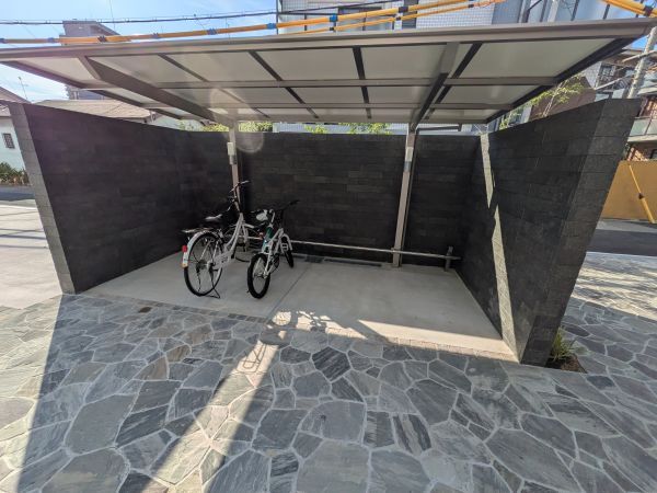 D-ROOM上新庄南口1階2LDK 自転車置き場の画像