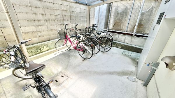 PSマンション中加賀屋　5階1K 自転車置き場の画像