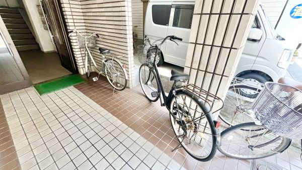 ハイムヤマウチ4階2K 自転車置き場の画像