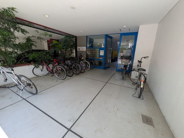 グレイスイン天満3階1LDK 自転車置き場の画像