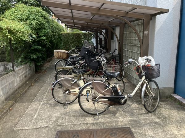 プライムアーク3階3LDK 自転車置き場の画像