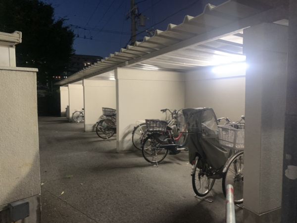 泉が丘コーポラスA-1棟7階3DK 自転車置き場の画像