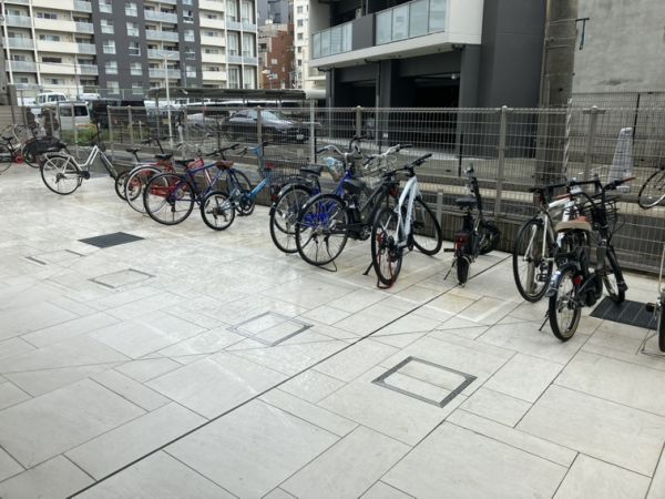 Innosent Doyama6階1R 自転車置き場の画像