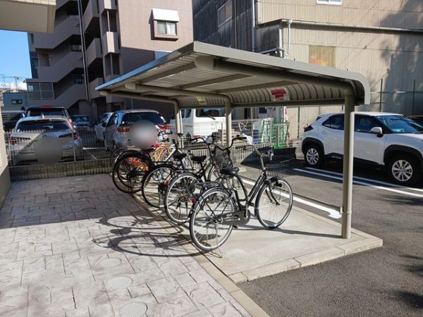 ガロファニーノ1階1LDK 自転車置き場の画像