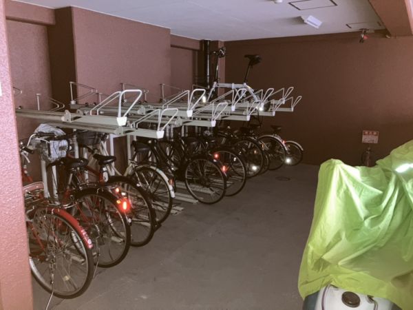HIYORI-11階1K 自転車置き場の画像