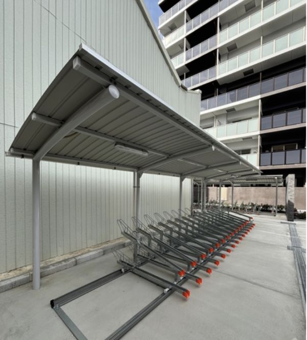 エグゼ大阪ＣＩＴＹオースティン8階1DK 自転車置き場の画像