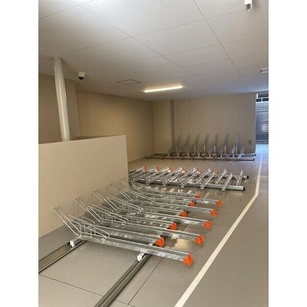 リヴェント難波ウエスト7階1K 自転車置き場の画像