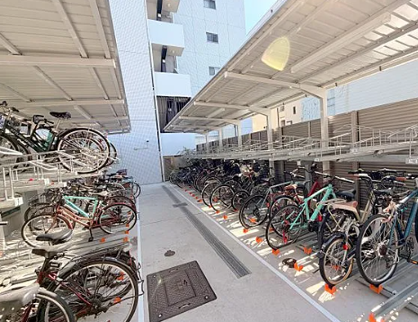 ヴィーナス今里9階1DK 自転車置き場の画像