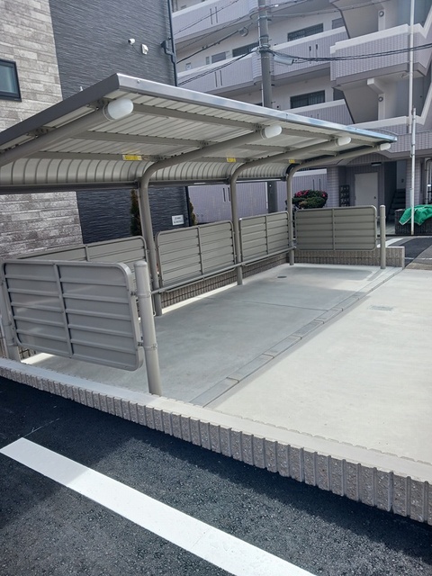 ルラシオン1階1LDK 自転車置き場の画像