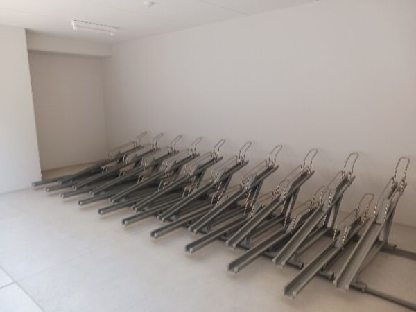 アーバンスクウェア丸の内7階1K 自転車置き場の画像