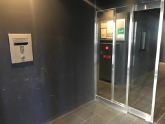 Park Lane Minami12階1K エントランスの画像