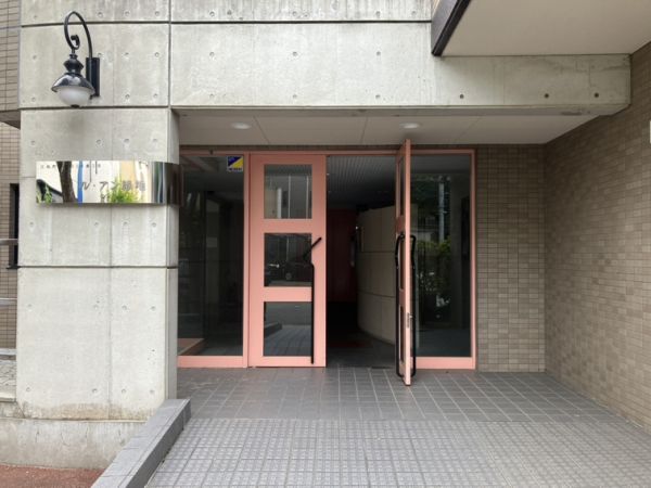 ル・アン緑地5階3LDK エントランスの画像
