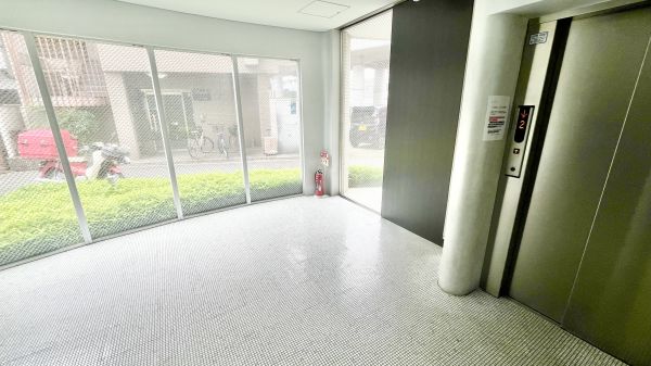 ORANGE T  SIDE5階1K エントランスの画像