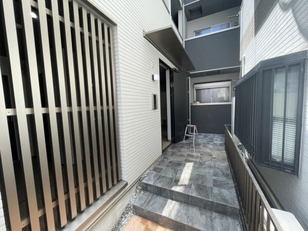 LEA SION1階1LDK エントランスの画像
