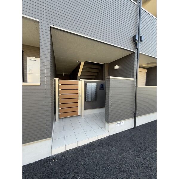 F+style藤井寺西古室02階1LDK エントランスの画像