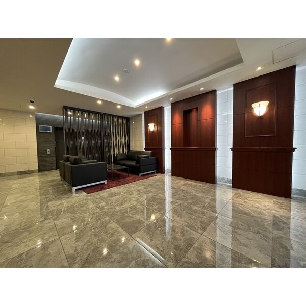 スプランディッド堀江4階2K エントランスの画像