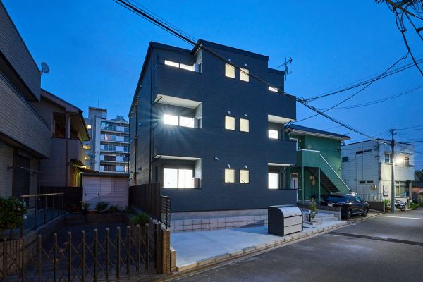 CRASTINE上飯田東町4丁目2階1LDK エントランスの画像