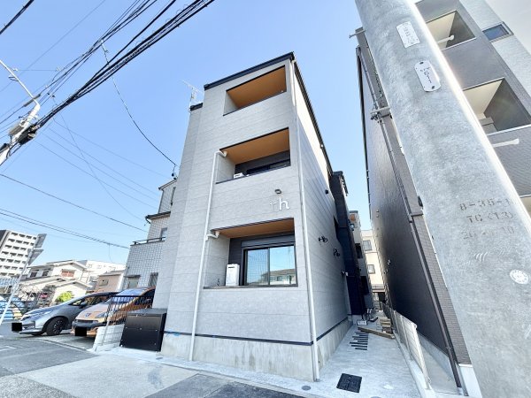 Maururu高畑2階1LDK エントランスの画像