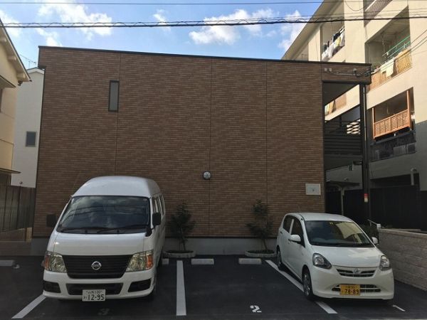 レオネクスト宝2階1K エントランスの画像