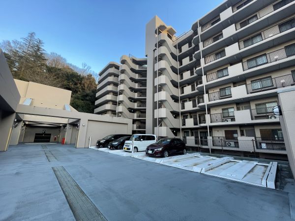 アドリーム石切山手6階4LDK以上 外観の画像