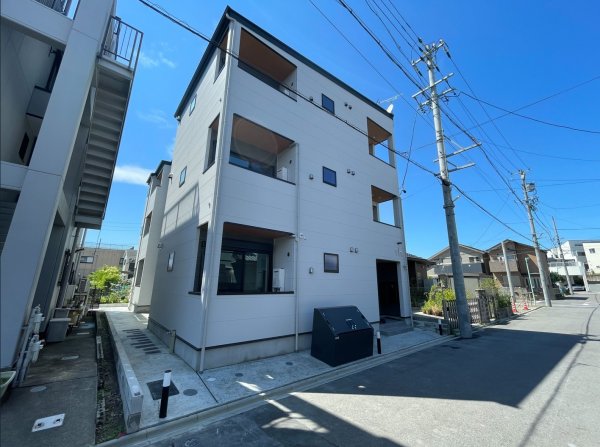 robot home 上飯田東町（ロボットホームカミイイダ）1階1LDK 外観の画像