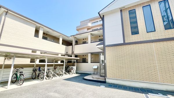 コアレジデンス1階1K 外観の画像