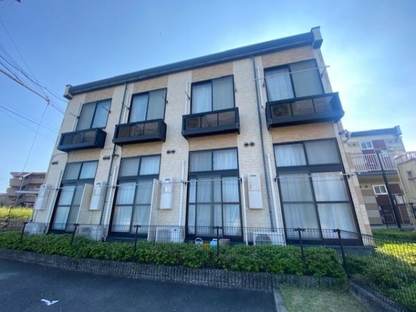レオパレスピュアホワイト1階1K 外観の画像