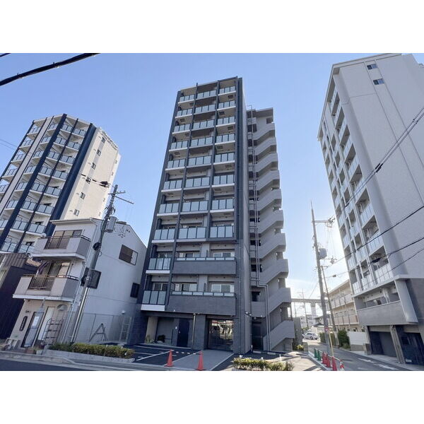 ファーストフィオーレ蛍池ルナーレ11階1K 外観の画像