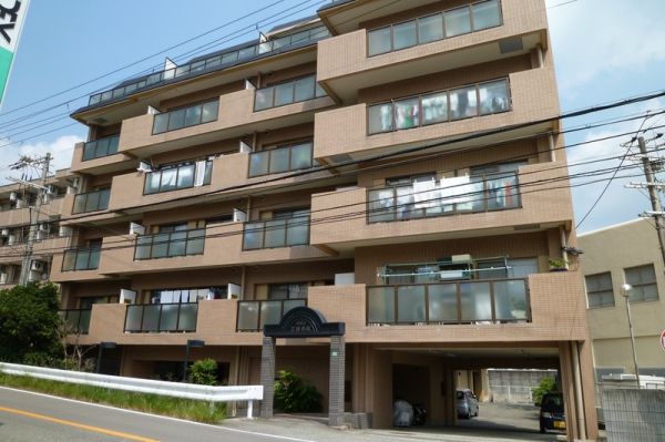 メゾン三田赤坂6階2LDK 外観の画像