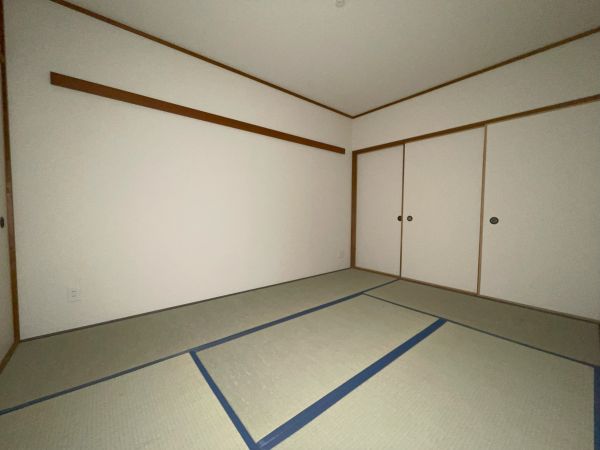 アドリーム石切山手6階4LDK以上 部屋①の画像