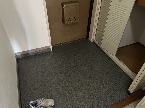 あべのベルタ4階1R 玄関の画像