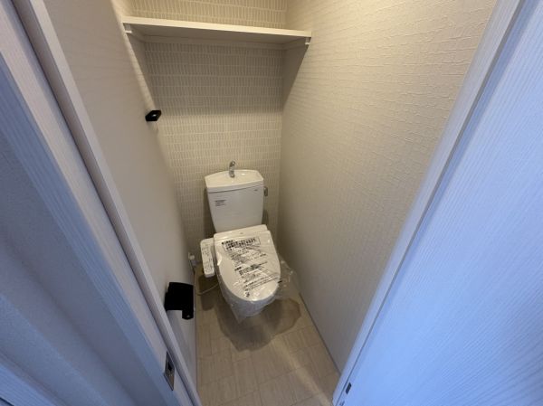 グランクレンツ尼崎12階1LDK トイレの画像