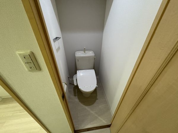 リレイション大国9階1K トイレの画像