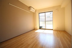 アクシア1階1K 部屋①の画像