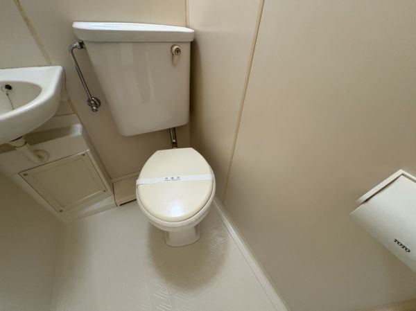 リリーフ明日香新石切2階1R トイレの画像