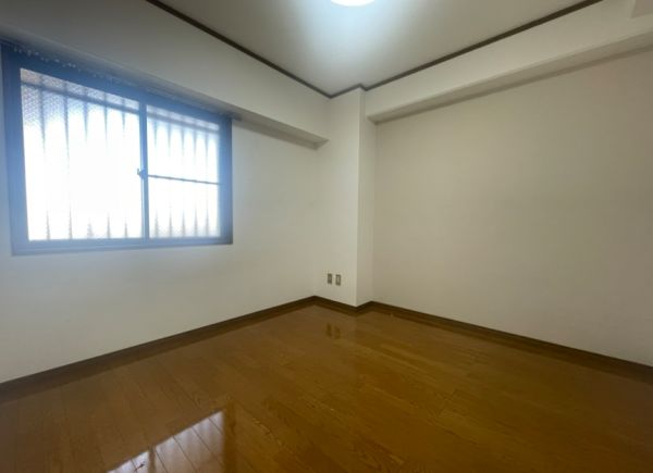 ツインコープ守口北館5階2DK 部屋①の画像