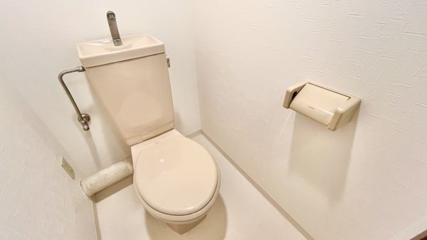フレンドシップ２2階1K トイレの画像