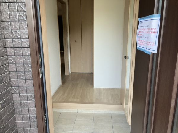 トシタマテ1階3LDK 玄関の画像