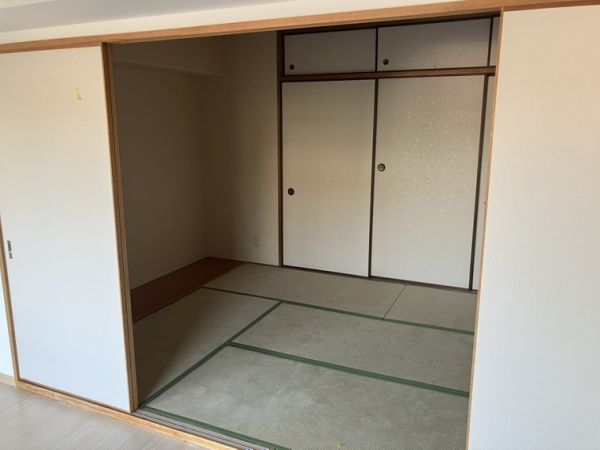 エトワール緑丘6階3LDK 収納の画像