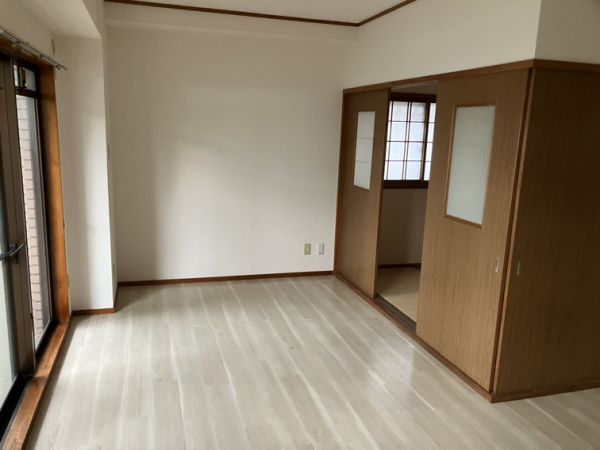 空港リブレ大阪屋1階2LDK リビングの画像