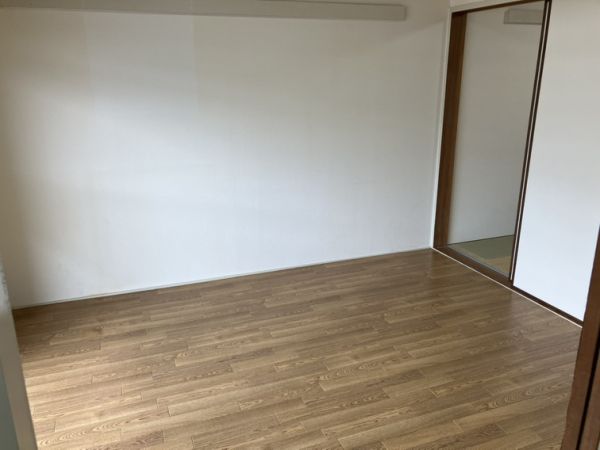 ヴィラエアポート4階3LDK 部屋②の画像