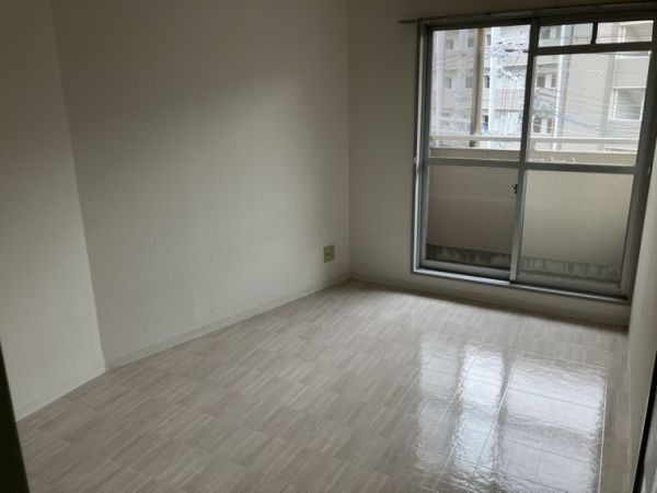 ヴィラウッドランドⅡ4階2LDK 部屋①の画像