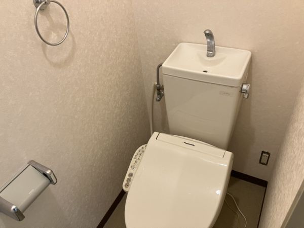 リヴェール緑地6階3LDK トイレの画像