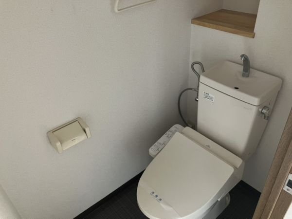 プランドール桃山7階3LDK トイレの画像