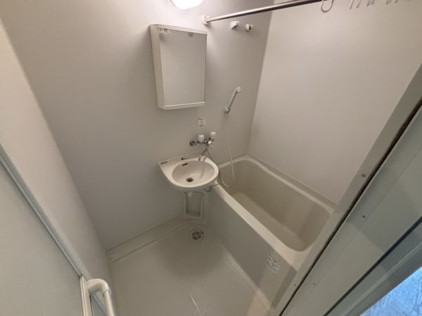 エルミタージュ難波Ⅵ7階1R お風呂の画像