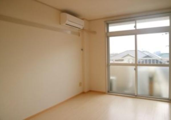 アメニティ東香里3階 部屋②の画像