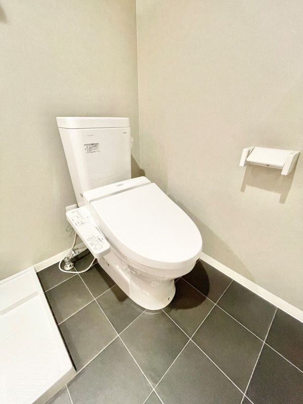 ハピネス八反（ハピネスハッタン1階1K トイレの画像