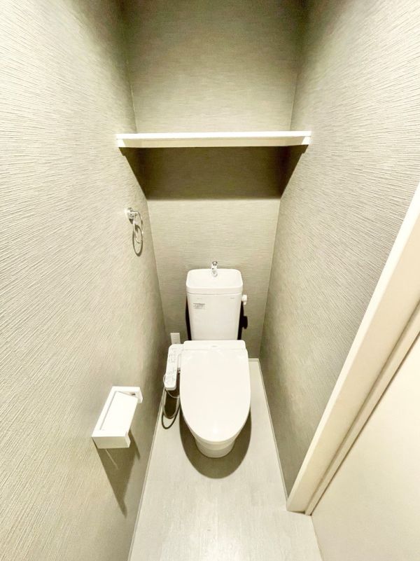 robot home 上飯田東町（ロボットホームカミイイダ）1階1LDK トイレの画像