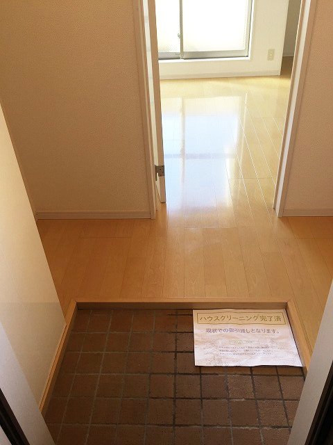 ビルーチェA（ビルーチェエー）1階1K 玄関の画像