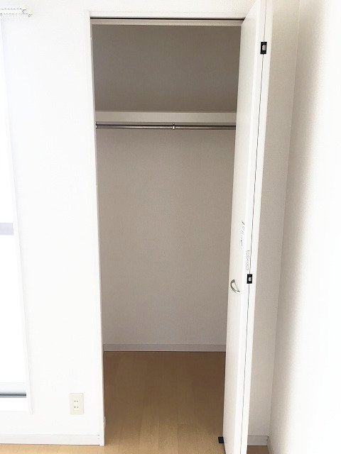 ビルーチェA（ビルーチェエー）1階1K 収納の画像